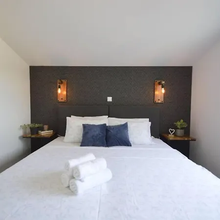 And Cozy Near Pula *